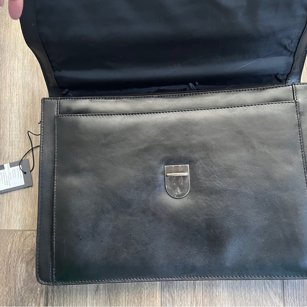 Kenneth Cole Reaction Leather Classic Black Porfolio/Briefcase - Picture 5 of 7